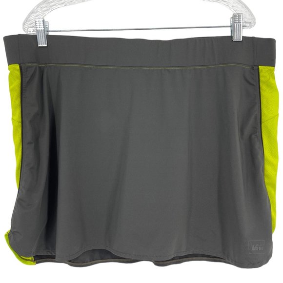 REI Pants - REI Drawstring Waist Skort Skirt Attached Shorts Sz XL